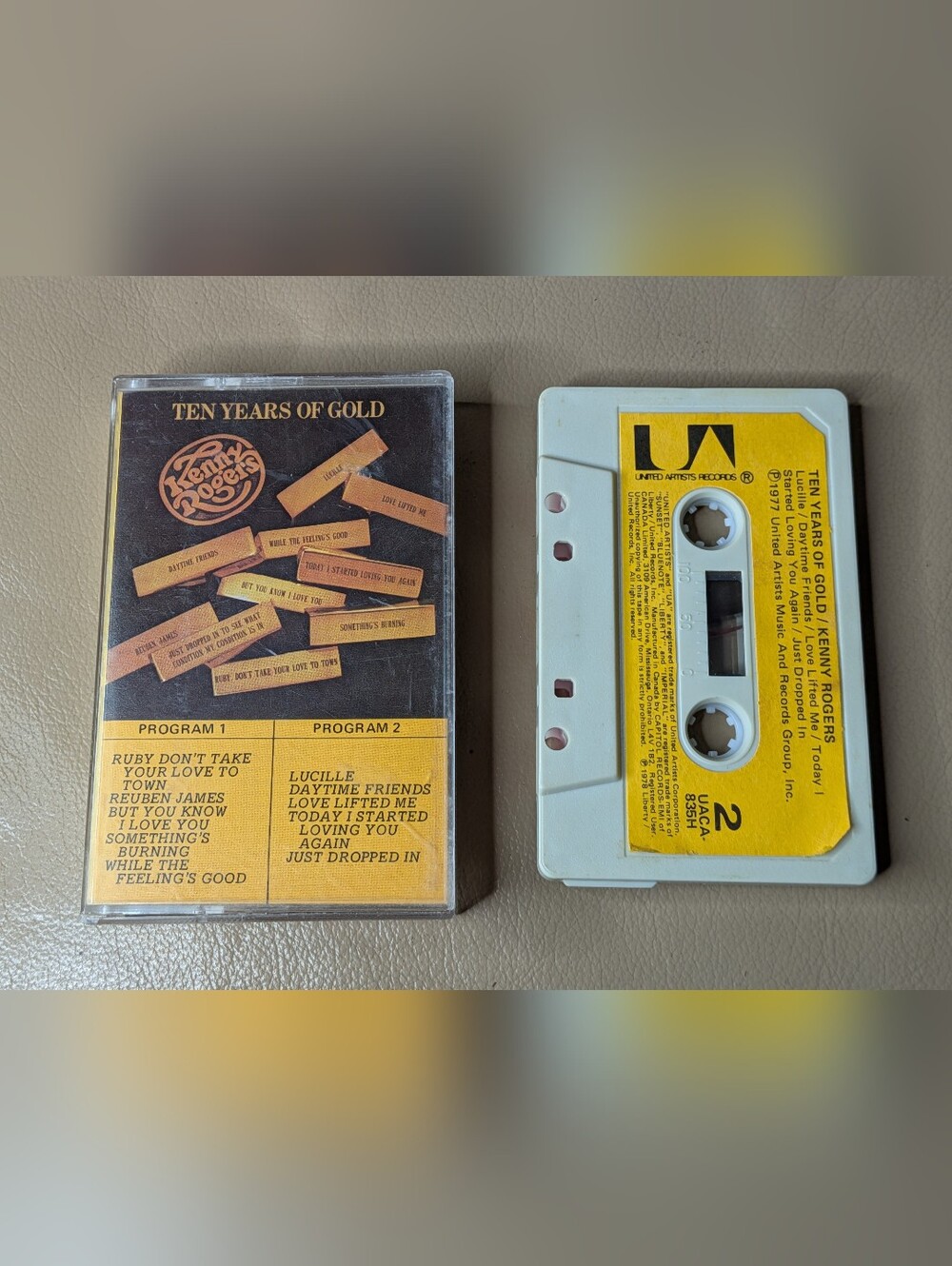 Kenny Rogers Ten Years Of Gold Cassette Tape (1977) Greatest Hits Vintage
